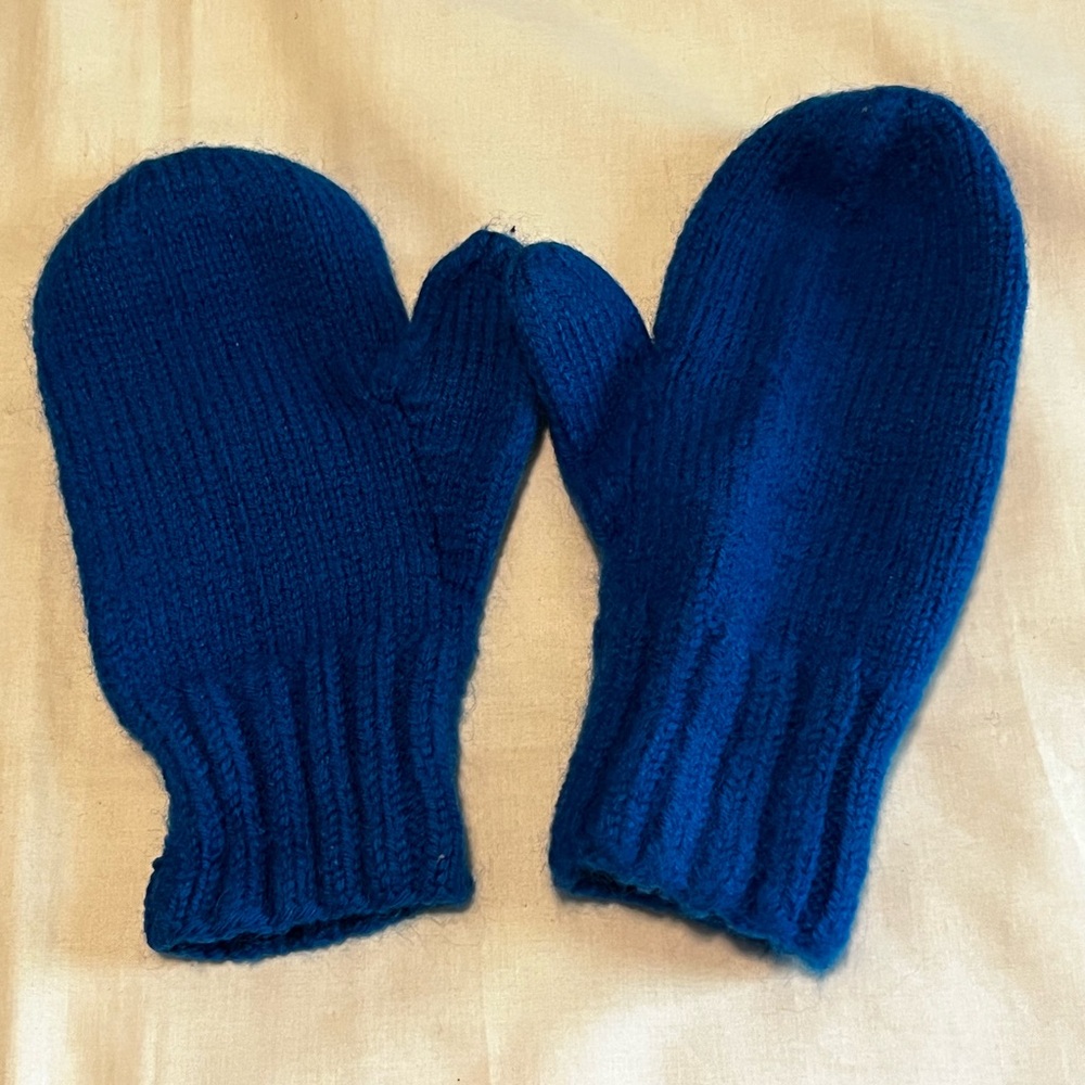 Blue handmade mittens